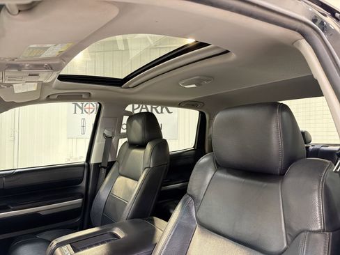 Used 2016 Toyota Tundra Limited image 24