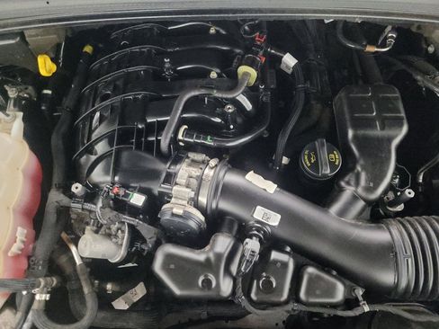 Used 2022 Jeep Grand Cherokee L Limited image 30