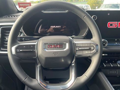 New 2026 GMC Canyon Elevation AWD/4WD image 18
