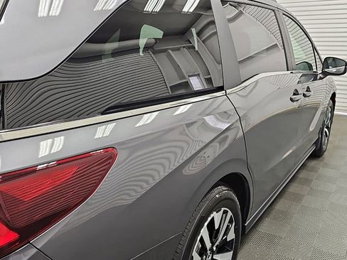 New 2026 Honda Odyssey EX-L image 9