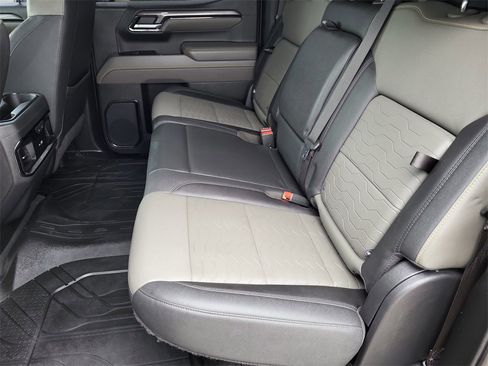 Certified 2023 Chevrolet Silverado 1500 ZR2 image 8