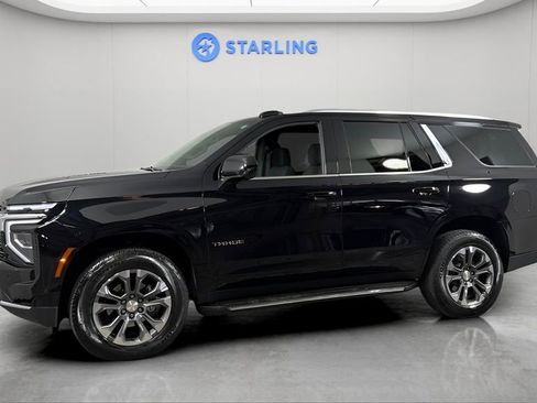 Certified 2025 Chevrolet Tahoe LS RWD image 2
