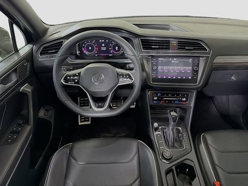 Used 2022 Volkswagen Tiguan SEL R-Line image 27