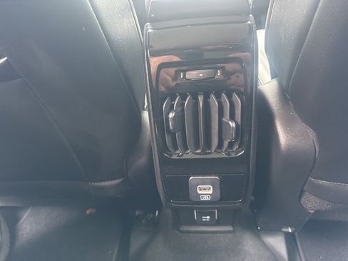 Used 2022 Jeep Compass Limited image 33