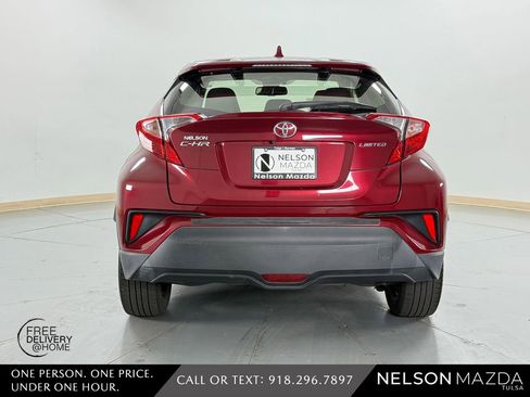 Used 2019 Toyota C-HR Limited FWD image 7