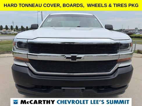 Used 2018 Chevrolet Silverado 1500 W/T w/ WT Convenience Package AWD/4WD image 3