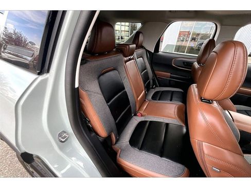 Used 2024 Ford Bronco Sport Outer Banks w/ Tech Package AWD/4WD image 30