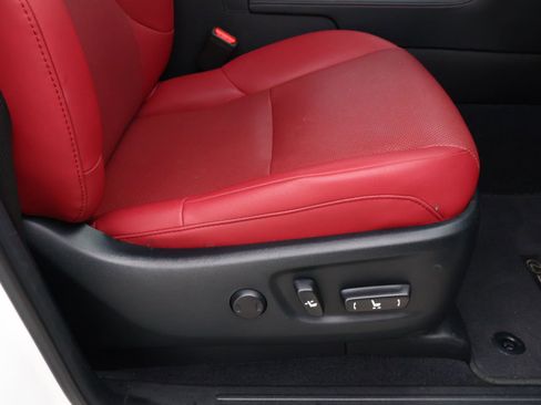 Used 2023 Lexus GX 460 Premium image 20