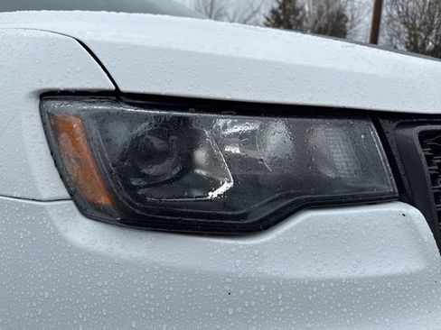 Used 2018 Jeep Grand Cherokee Trailhawk image 11