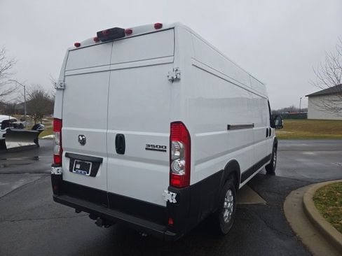 New 2026 RAM ProMaster 3500 w/ Quick Order Package 22G SLT image 5