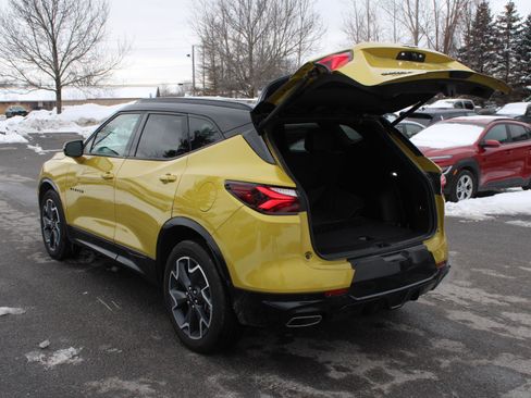 Used 2022 Chevrolet Blazer RS w/ Enhanced Convenience Package image 7