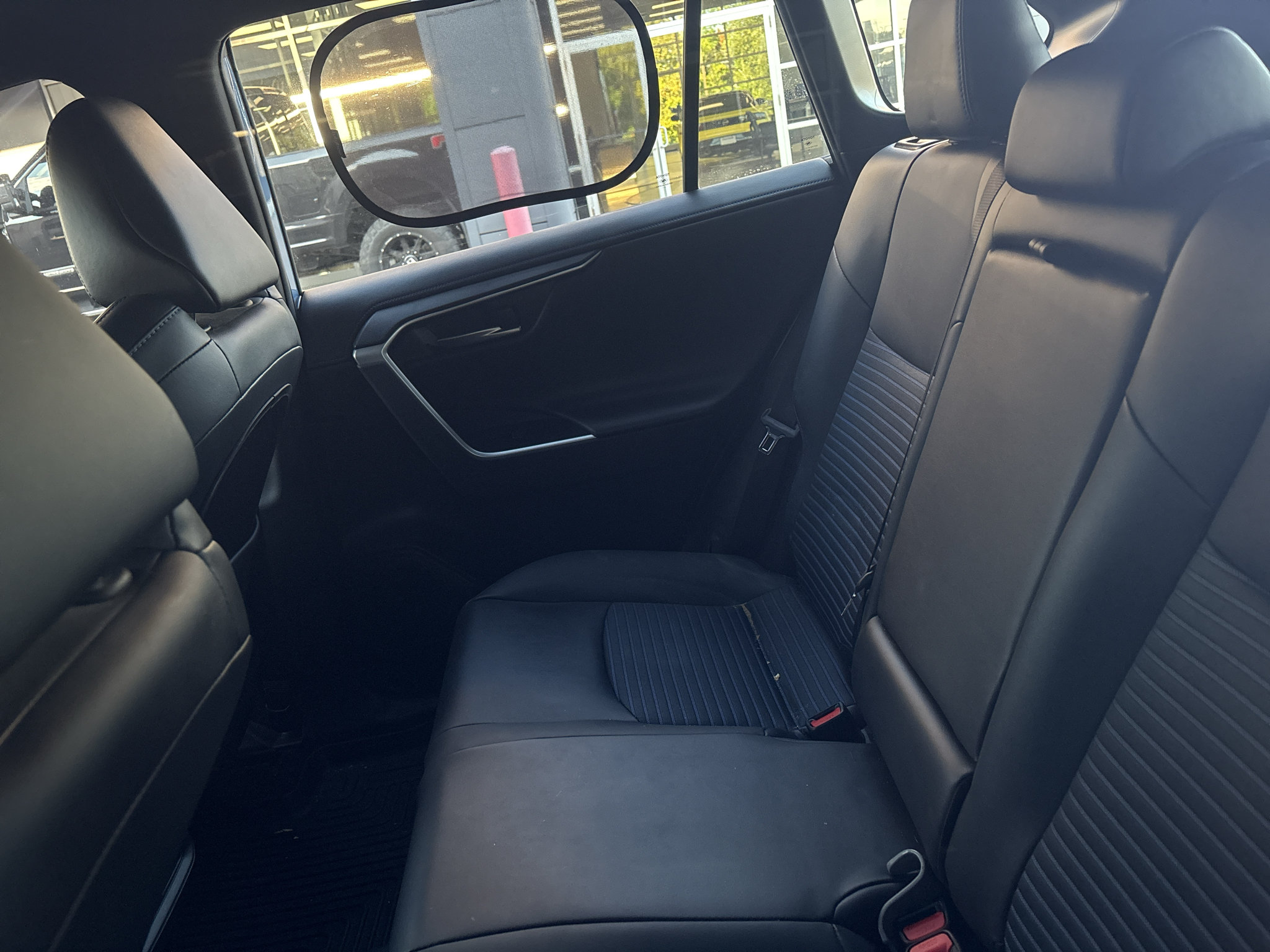 Used 2024 Toyota RAV4 XSE AWD/4WD image 4
