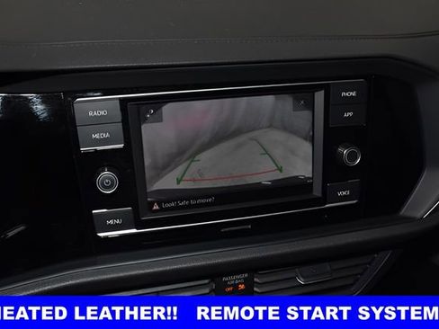 Used 2024 Volkswagen Jetta SE FWD image 12