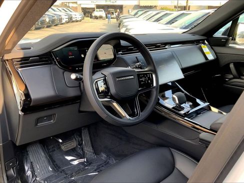 New 2026 Land Rover Range Rover Sport SE AWD/4WD image 9