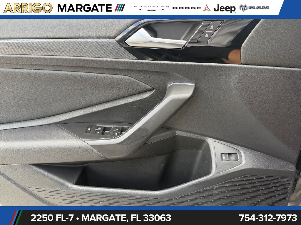 Used 2019 Volkswagen Jetta GLI FWD image 32