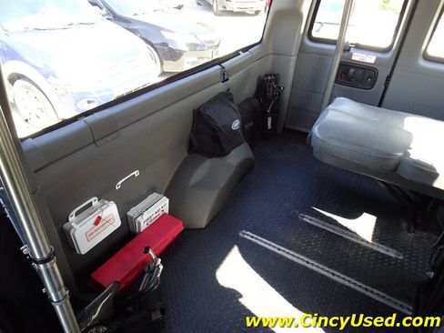 Used 2012 Chevrolet Express 3500 LT w/ LT Preferred Equipment Group RWD image 20
