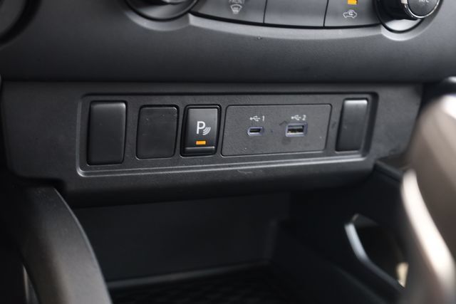 Used 2025 Nissan Frontier S AWD/4WD image 21