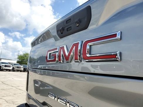 New 2026 GMC Sierra 2500 AT4 AWD/4WD image 7