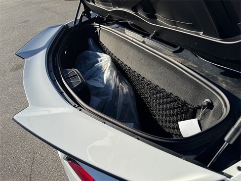 Used 2025 Chevrolet Corvette Z06 w/ Battery Protection Package image 11