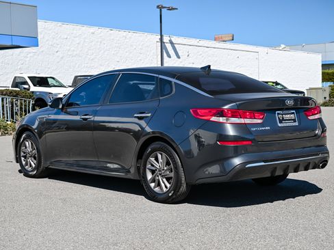 Used 2020 Kia Optima LX image 6