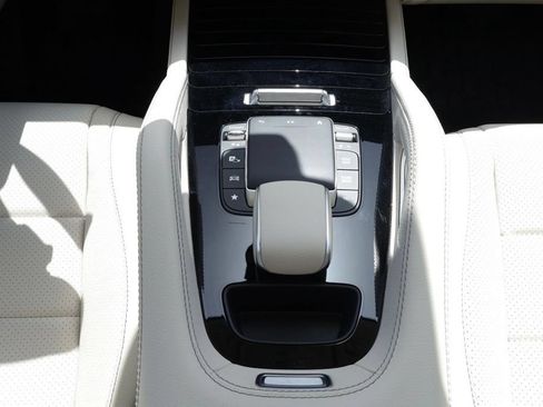 Certified 2021 Mercedes-Benz GLE 450 4MATIC image 17
