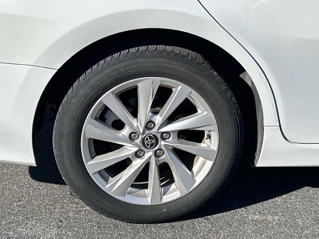 Used 2023 Toyota Camry LE FWD image 9