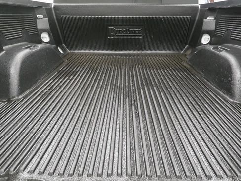 Used 2022 Chevrolet Silverado 1500 W/T image 12