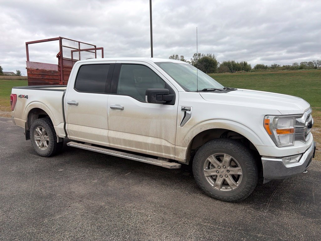 Used 2021 Ford F150 XLT w/ Equipment Group 301A Mid AWD/4WD image 3