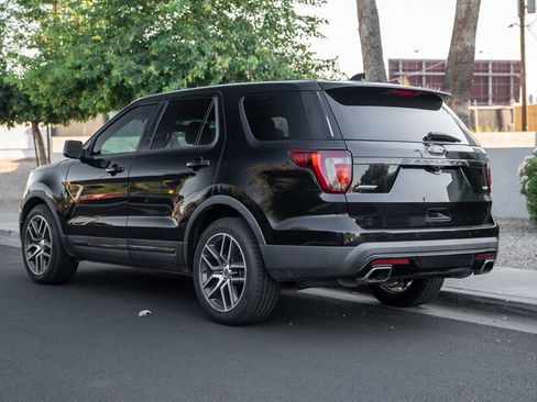 Used 2017 Ford Explorer Sport w/ Equipment Group 401A AWD/4WD image 3