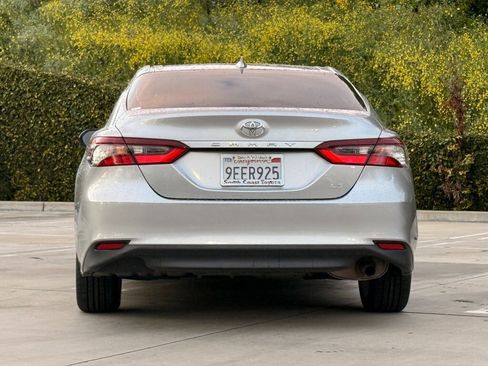 Used 2023 Toyota Camry LE image 9