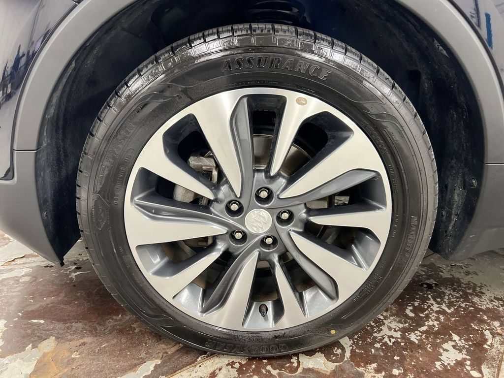 Used 2022 Buick Encore Preferred w/ Safety Package FWD image 26
