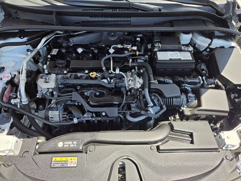Used 2025 Toyota Corolla LE FWD image 29