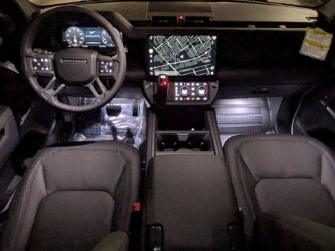 New 2026 Land Rover Defender 110 X-Dynamic SE AWD/4WD image 26