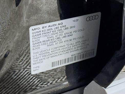 Used 2023 Audi SQ5 Premium w/ Convenience Package image 30