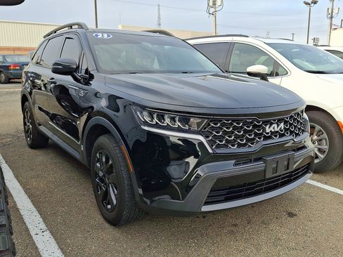 Used 2023 Kia Sorento S w/ Panoramic Sunroof Package image 1