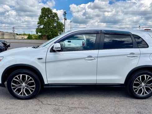 Used 2019 Mitsubishi Outlander Sport ES FWD image 5