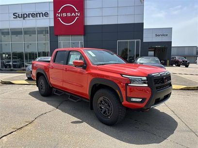 New 2025 Nissan Frontier PRO-4X w/ Pro Convenience Package