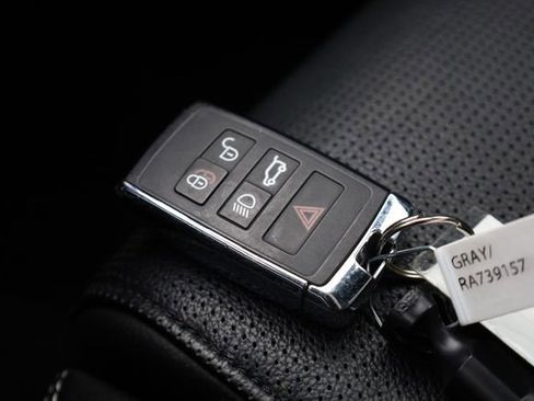 Used 2024 Jaguar F-PACE R-Dynamic S image 24