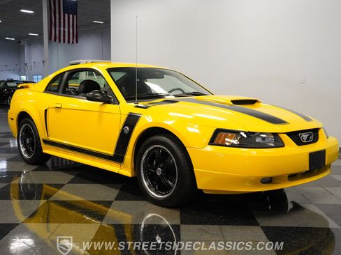 Used 2004 Ford Mustang GT RWD image 17