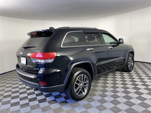 Used 2017 Jeep Grand Cherokee Limited w/ Luxury Group II image 9