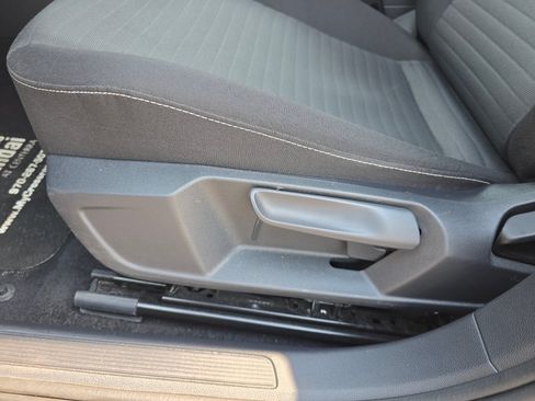 Used 2025 Volkswagen Jetta S FWD image 14