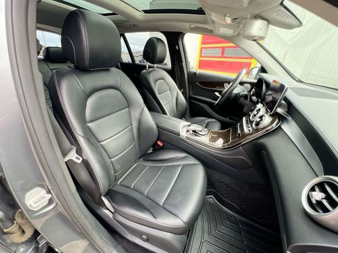 Used 2016 Mercedes-Benz GLC 300 4MATIC image 28