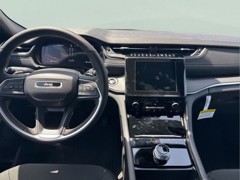 New 2026 Jeep Grand Cherokee Laredo X RWD image 23
