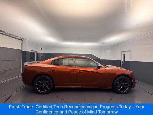Used 2023 Dodge Charger SXT w/ Plus Group RWD image 5