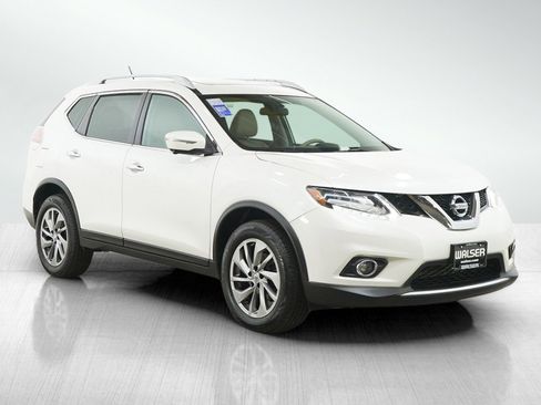 Used 2015 Nissan Rogue SL w/ SL Premium Package image 7