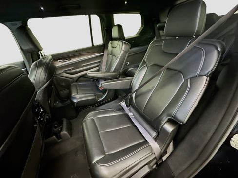 Used 2024 Jeep Grand Cherokee L Limited w/ Luxury Tech Group II image 30