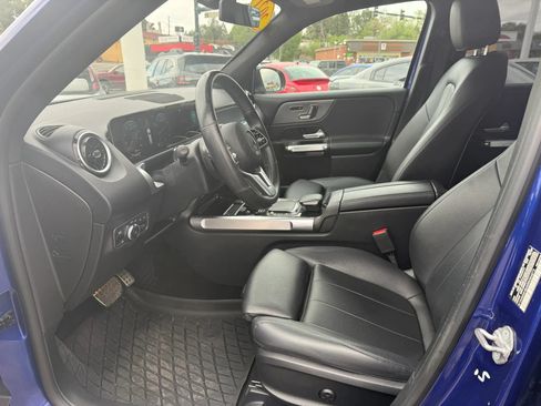 Used 2021 Mercedes-Benz GLB 250 4MATIC image 10