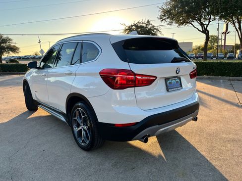 Used 2018 BMW X1 sDrive28i image 9