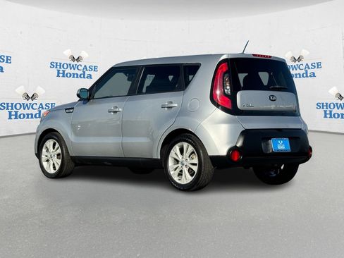 Used 2015 Kia Soul + image 5