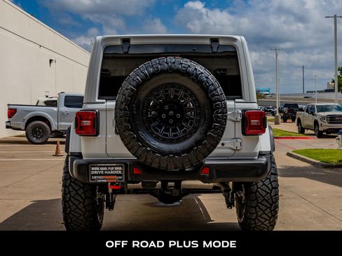 Used 2025 Jeep Wrangler Unlimited Rubicon image 8